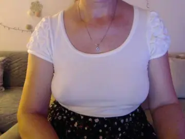 Bongacams Free Live Porn of goodSnowQueen