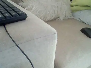 Bongacams Watch Live Sex Cams of Dotrizer-1
