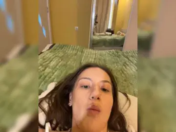 Bongacams Best live sex cam show of MilkaCrystall01