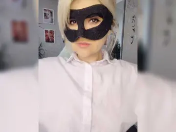 Bongacams Free Porn Cam of LOVEMENOW23