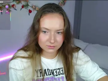 Bongacams Private Sex Chat of -EmilyxGrasez-