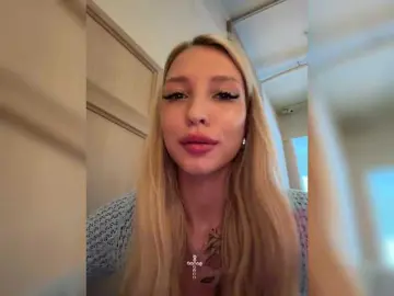 Bongacams Live Sex of EwaBrown