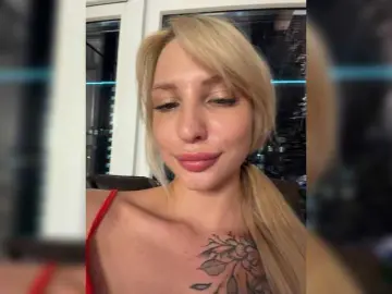 Bongacams Best live sex cam show of EwaBrown