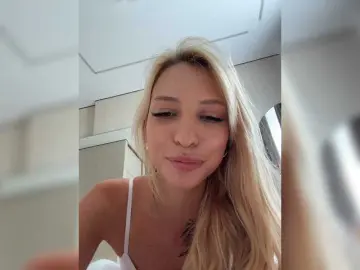 Bongacams Live Sex of EwaBrown