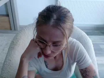 Bongacams Live Porn of DiddySweet1