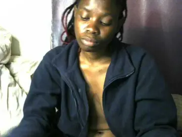 Bongacams Live Sex of Queenbeea