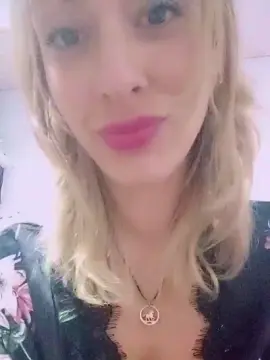 Cam4 Sex Chat of Rubi2026