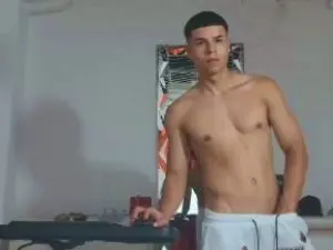 Cam4 Sex Chat of alexander_cr1