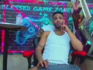 Cam4 Free Porn Cam of dominic_max1