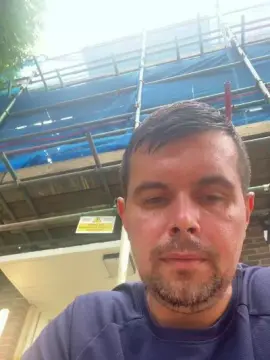 Cam4 Watch Live Sex Cams of Leo_Iron