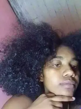 Cam4 Sex Cam of Melanie33