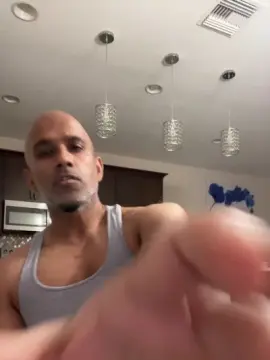 Cam4 Live Sex of Beachmusclefit
