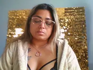 Cam4 Nude Webcam of thalia1979