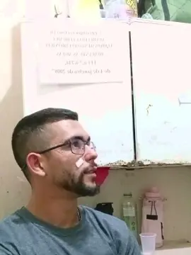 Cam4 Watch Live Sex Cams of Abrahao22