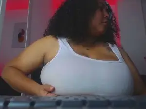 Cam4 Sex Cam of Ayliinn_