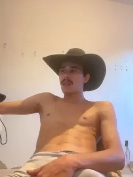 Cam4 Live Sex of branquinho62go