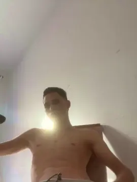 Cam4 Live Sex Cam of branquinho62go