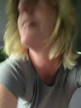 Cam4 Free Live Porn of BlueEye_Girl