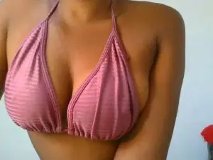 Cam4 Live Sex of Elysa