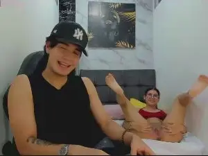 Cam4 Live Sex of sweetauracouple