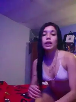Cam4 Nude Webcam of dulcechica4