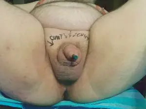 Cam4 Live Porn of PiggyNVBottm