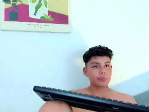 Cam4 Live Porn of chicomedusa