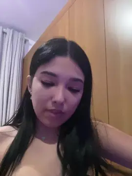 Cam4 Free Live Porn of alice22