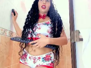 Cam4 Watch Live Sex Cams of MinaHammani