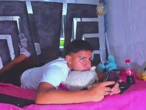 Cam4 Sex Cam of Richi_hottt