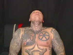 Cam4 Adult Video Chat of devilwithtats