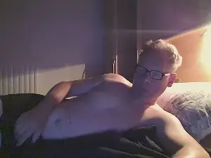 Cam4 Free Live Porn of slutboyx73