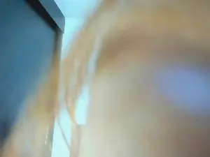 Cam4 Free Live Porn of miacarry