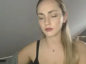 Cam4 Watch Live Sex Cams of ScarlettAngelX