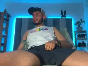 Cam4 Free Porn Cam of TheoVega
