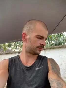 Cam4 Free Live Porn of Greyoff