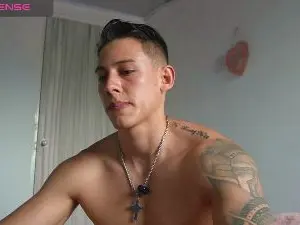 Cam4 Nude Webcam of Latino_Milk_99