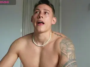 Cam4 Private Sex Chat of Latino_Milk_99