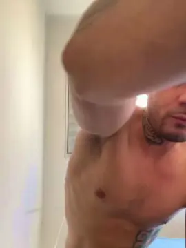 Cam4 Watch Live Sex Cams of Guimooca