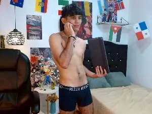 Cam4 Watch Live Sex Cams of billy_wildd