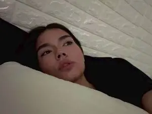 Cam4 Free Porn Cam of GinnySweeten