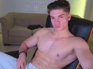 Cam4 Watch Live Sex Cams of MaxKaidenn