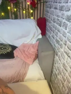 Cam4 Watch Live Sex Cams of Loretino1
