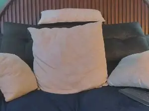 Cam4 Live Porn of shannel__queen