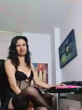 Cam4 Adult Webcam of Afroditarggenis