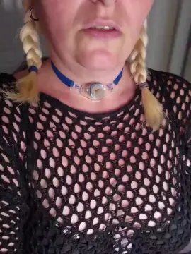 Cam4 Sex Chat of JuliaJamesXX69