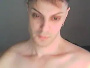 Cam4 Free Live Porn of Rovv
