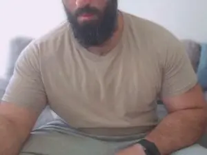 Cam4 Live Porn of Hugehairymacho