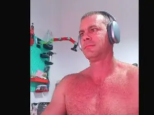 Cam4 Live Porn of pablodavid15