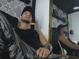 Cam4 Nude Webcam of Chris_Dick99